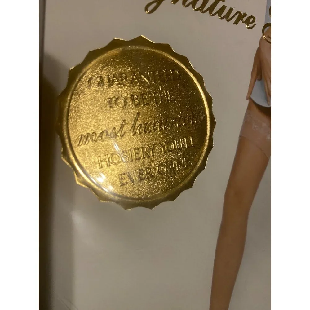 Victoria's Secret Sheer Seduction Stay Ups Cream Small Signature Gold Collection